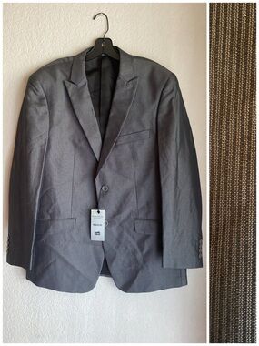 Men's Dark Gray Pinstripe Single-Breasted Suit Jacket
